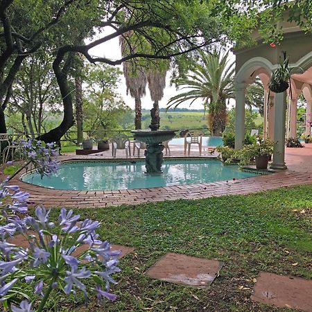 Hills And Dales Accommodation แลนเซอเรีย ภายนอก รูปภาพ