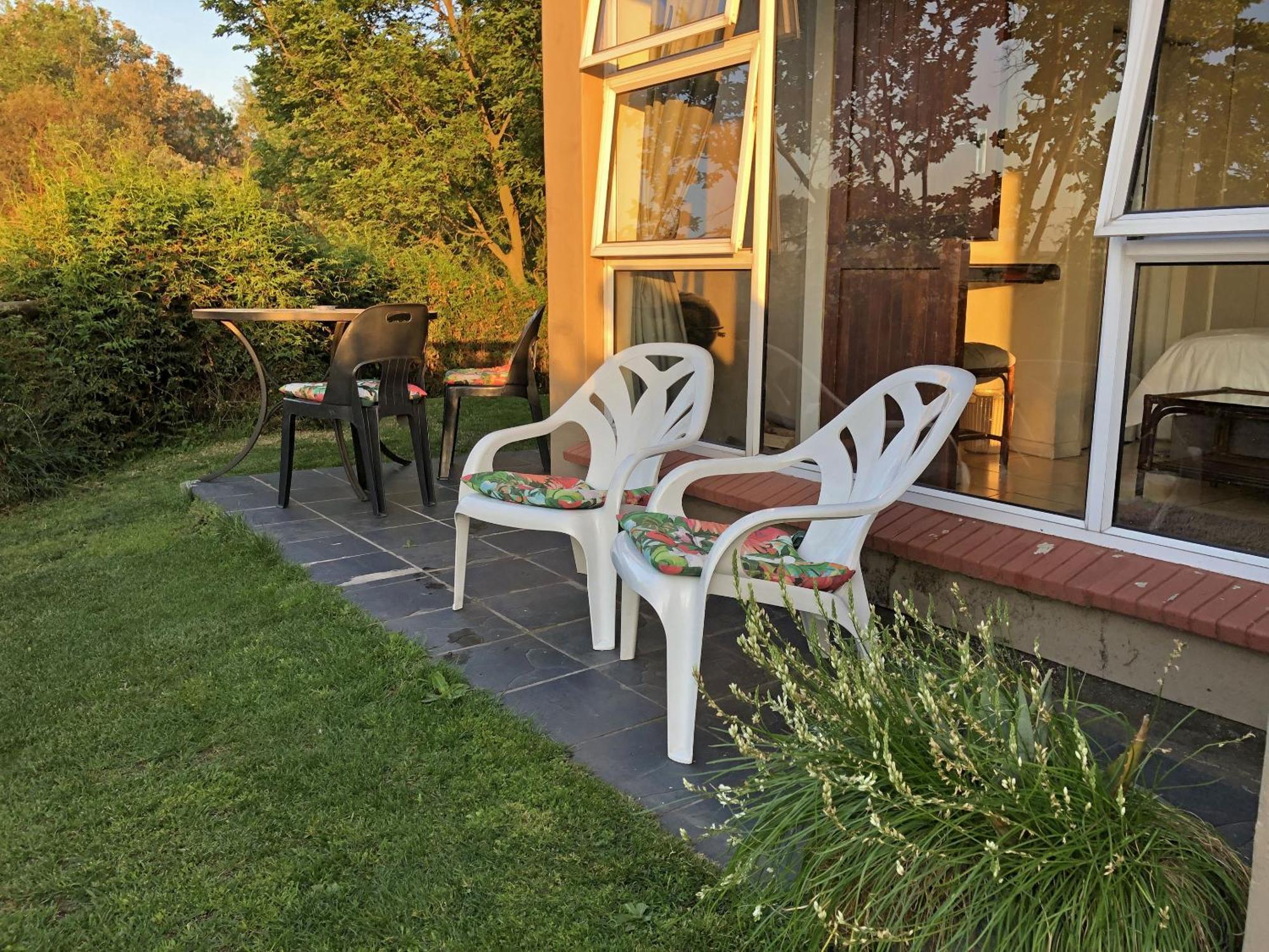 Hills And Dales Accommodation แลนเซอเรีย ภายนอก รูปภาพ