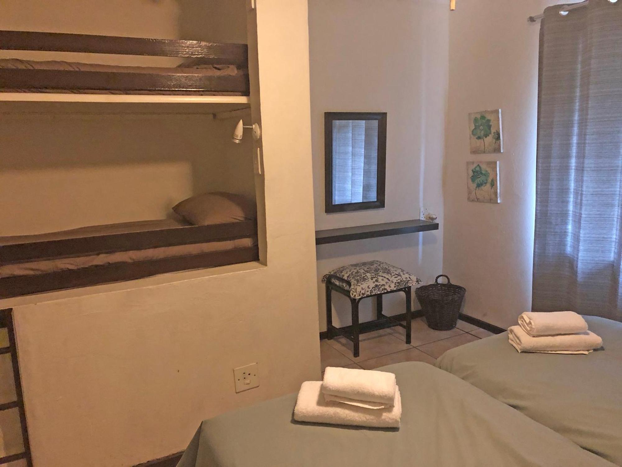 Hills And Dales Accommodation แลนเซอเรีย ภายนอก รูปภาพ