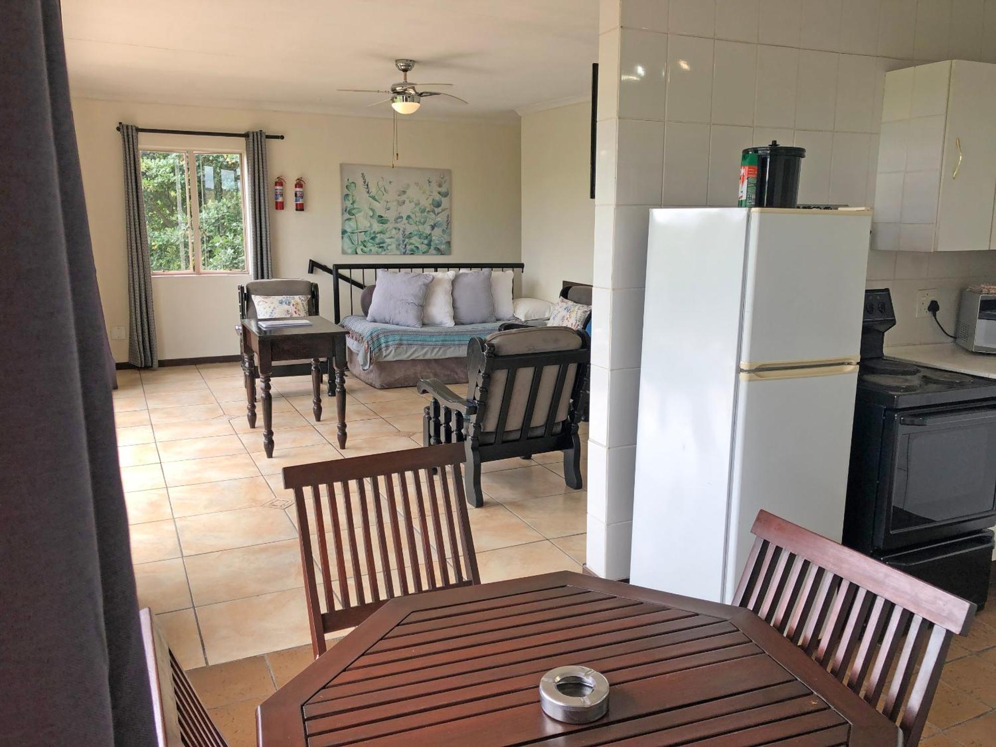 Hills And Dales Accommodation แลนเซอเรีย ภายนอก รูปภาพ