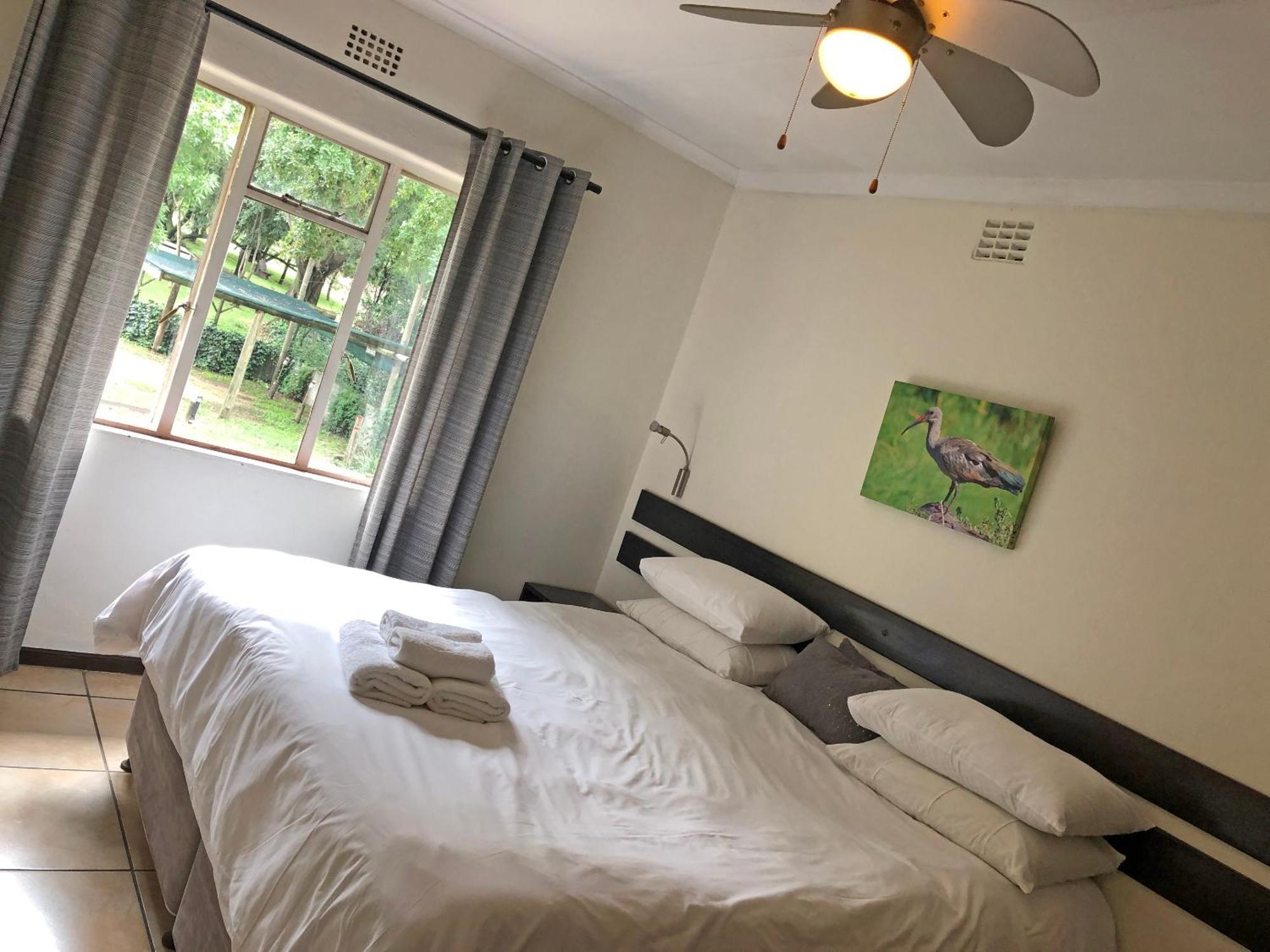 Hills And Dales Accommodation แลนเซอเรีย ภายนอก รูปภาพ