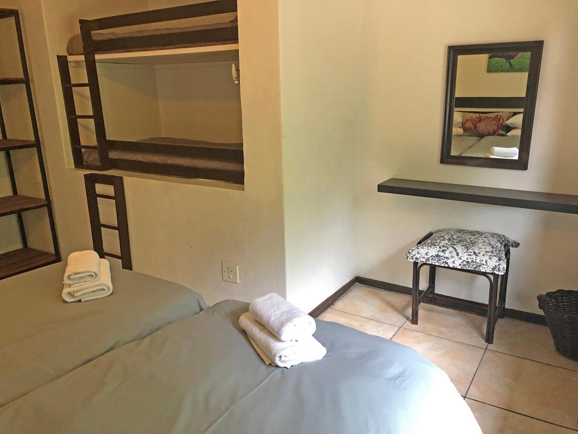 Hills And Dales Accommodation แลนเซอเรีย ภายนอก รูปภาพ