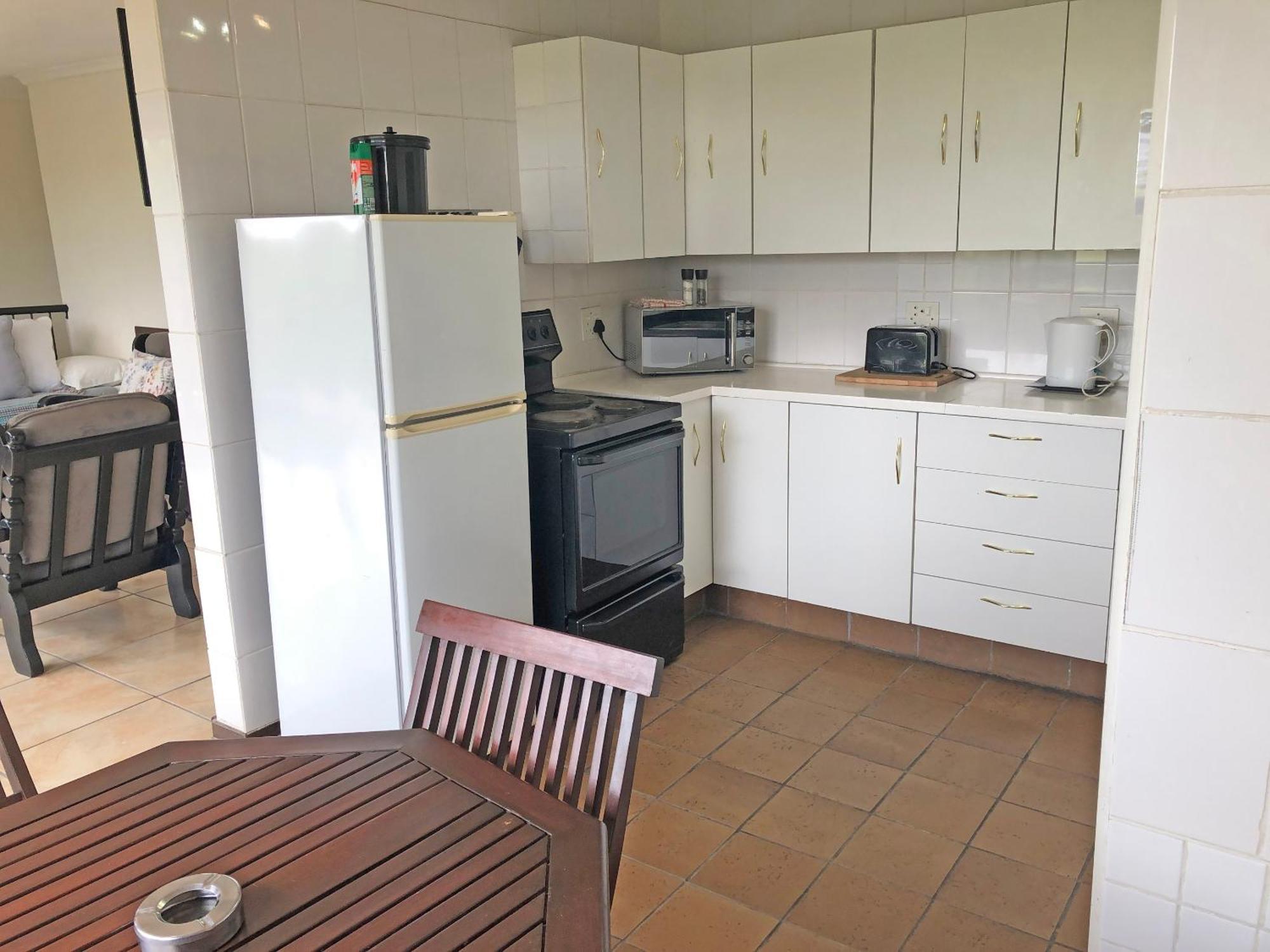 Hills And Dales Accommodation แลนเซอเรีย ภายนอก รูปภาพ