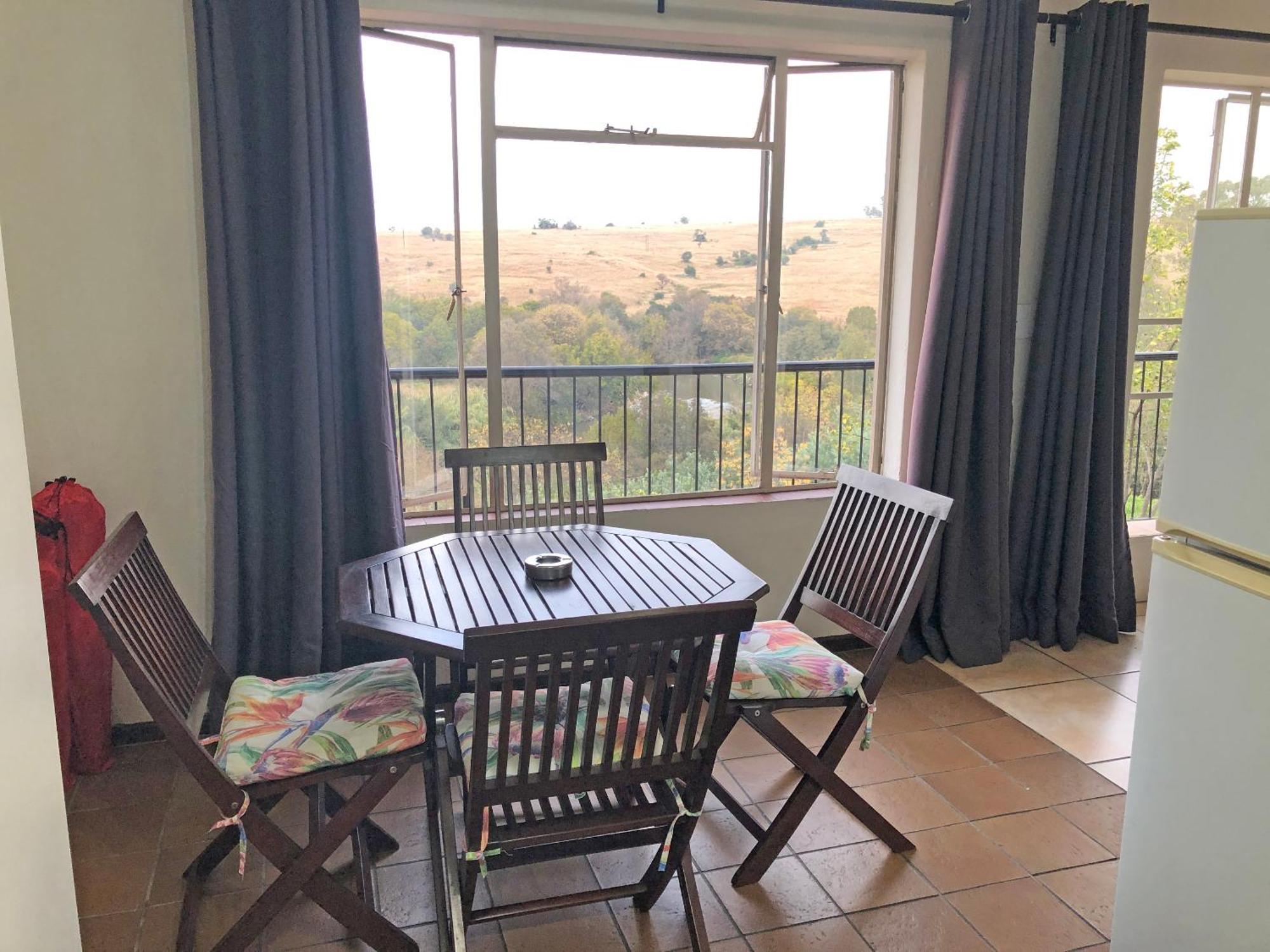 Hills And Dales Accommodation แลนเซอเรีย ภายนอก รูปภาพ
