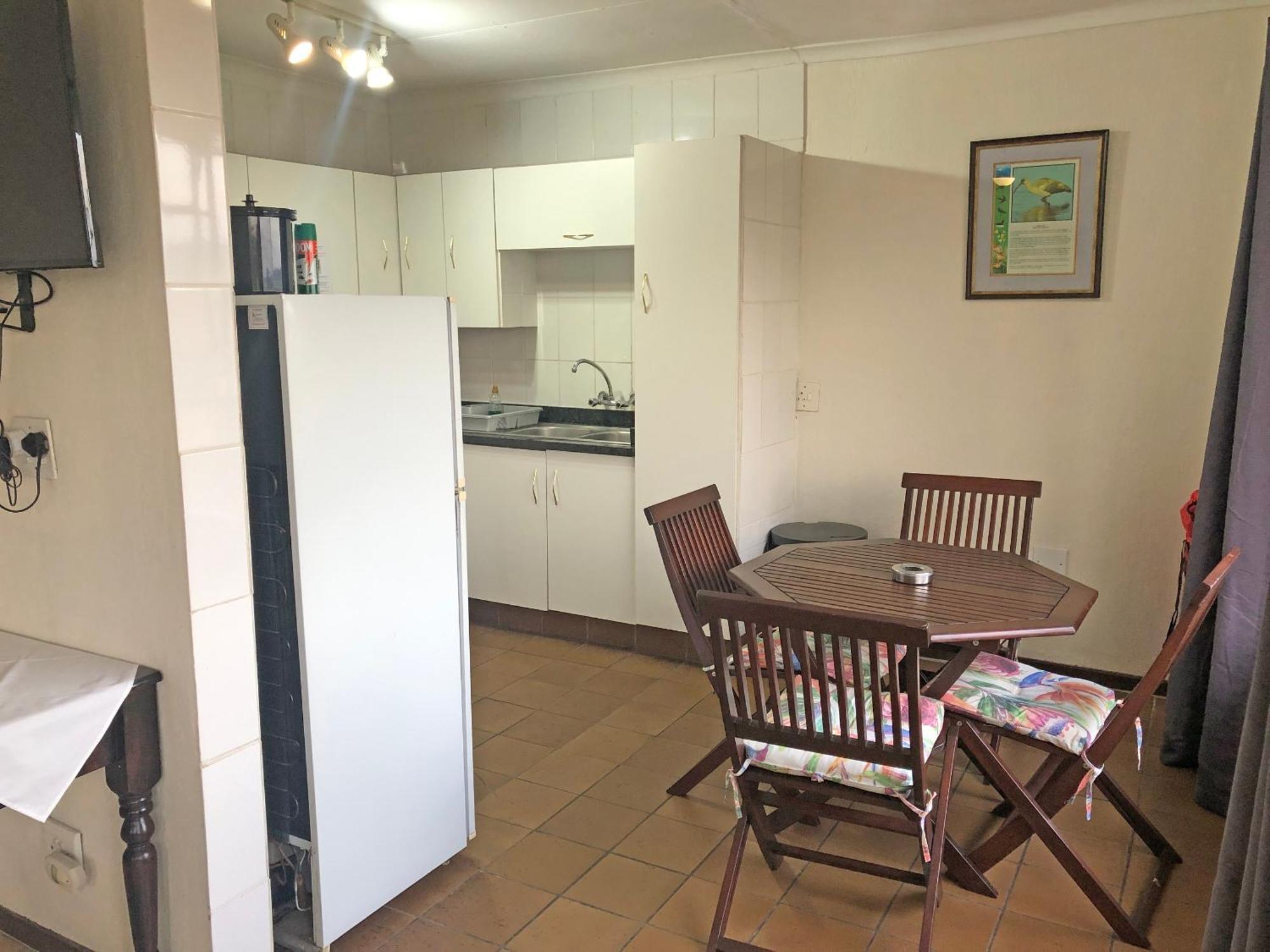 Hills And Dales Accommodation แลนเซอเรีย ภายนอก รูปภาพ